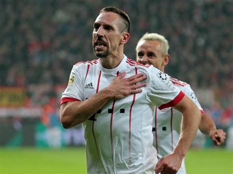 Oficial Se Ncheie O Er Franck Ribery Pleac De La Bayern Munchen