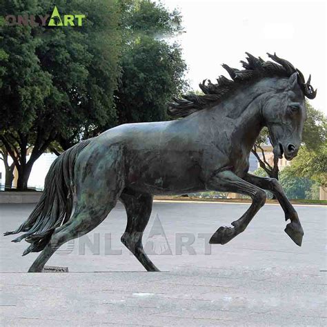 Western Style Cast Famous Crazy Horse Sculpture - salestatue