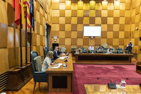 Fotos Del Debate De Los Grupos Municipales En El Ayuntamiento De