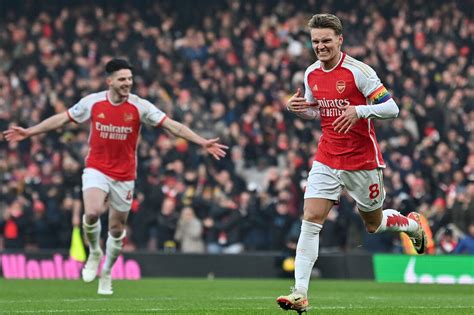 Sem Dificuldades Arsenal Vence Wolverhampton E Se Consolida Na Liderança Do Campeonato Inglês