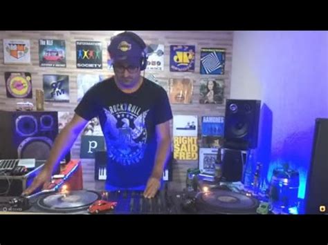 Conexão DJ Retrô Programa Garage In The Mix 001 10 04 2020 YouTube