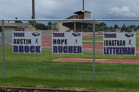 Senior Spring Athletes | Harrisburg School District 7