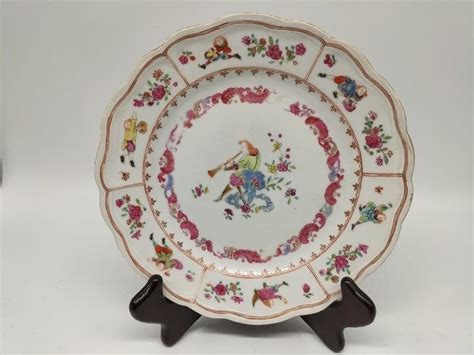 Plato Famille Rose Porcelana Personaje China Catawiki