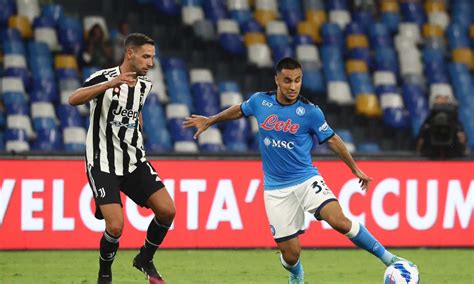 Napoli Su Ounas Spunta Il Lecce Mercato Calciomercato