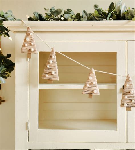 Pink and pearl Christmas Tree Garland – twelveOeight