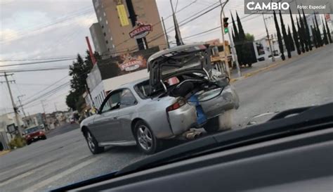 ¡destrozado Así Quedó Un Coche Tras Ser Chocado Por Otro Vehículo En