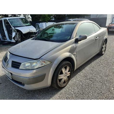 renault megane ii coupe cabrio del año 2005