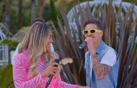 Tays Reis E Biel Lan Am Vers O Ao Vivo Do Single Artigo Assista