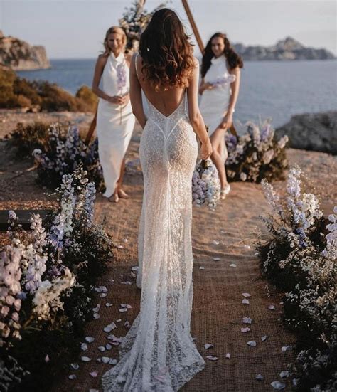 Pin By El Dunfield Photography On Vibes Dream Wedding Ideas Dresses