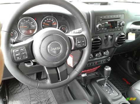 2018 Jeep Wrangler Rubicon 4x4 Dashboard Photos