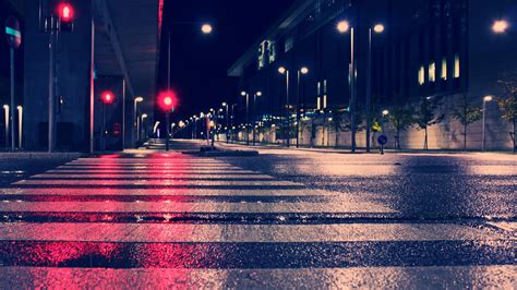 Streets At Night Wallpaper