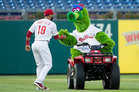 Strange but true: The Phillie Phanatic nearly ‘drowned’ Stuff the Magic Mascot - The Athletic