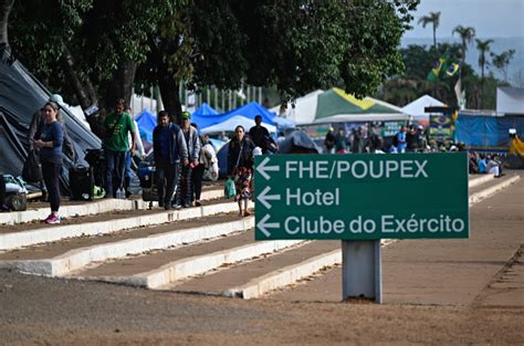 Acampamento Do Qg Do Ex Rcito No Df Desmontado N Mero De Presos Vai