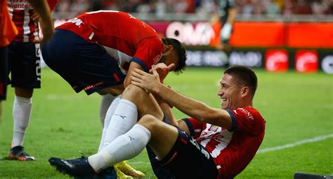 Con Gol De Santiago Ormeño Chivas Venció 1 0 A Monterrey Por La Fecha 16 De La Liga Mx