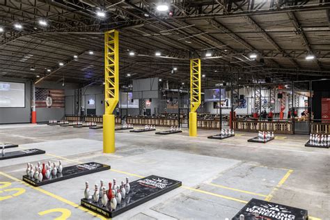 Fowl-On at Fowling Warehouse in Plano, TX | Plano Insider