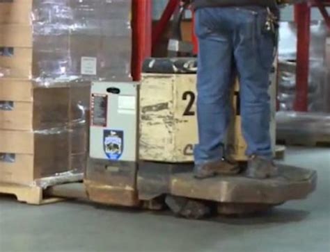 Essential Loading Dock Safety Tips Online Safety Trainer