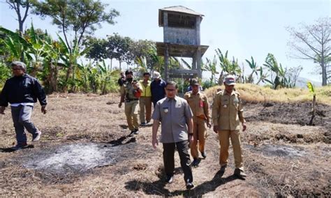 Malang Post Pj Wali Kota Batu Cek Lahan Calon Tpa Baru Di Desa