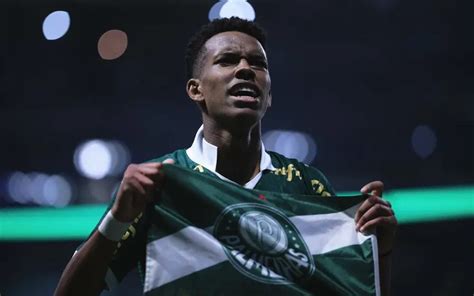 Rival Do Palmeiras Surpreende E Encaminha Acerto Estev O Em