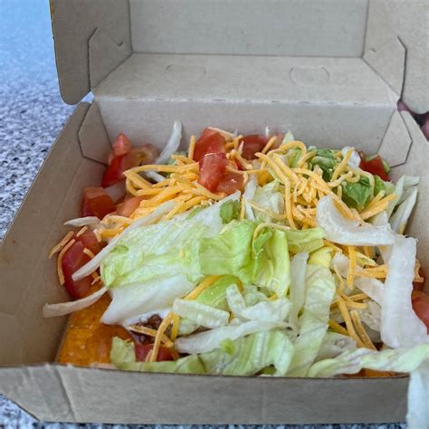 I Tried the Taco Bell Big Cheez-It Tostada and Crunchwrap Supreme So You Don’t Have To — The Vine