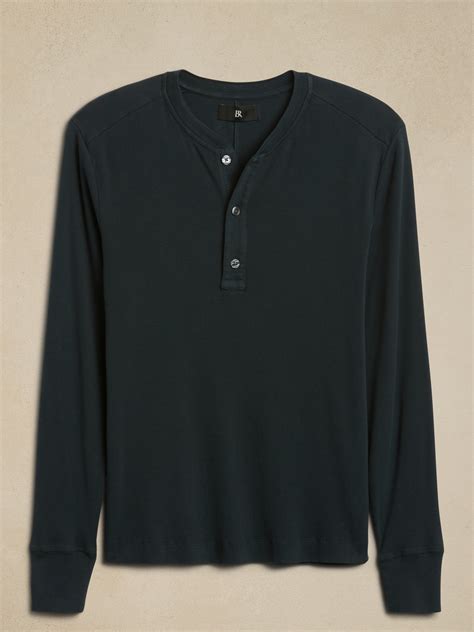 Authentic Ribbed Henley Banana Republic