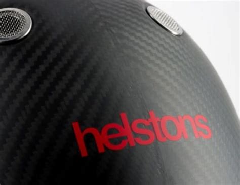 Helm Retro Helstons Dirilis Cocok Untuk Gaya Neo Klasik Naik Motor