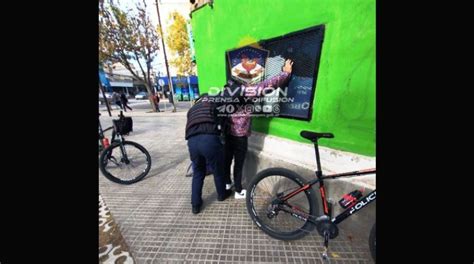 Peligroso Delincuente Se Paseaba Con Un Frasco De Marihuana