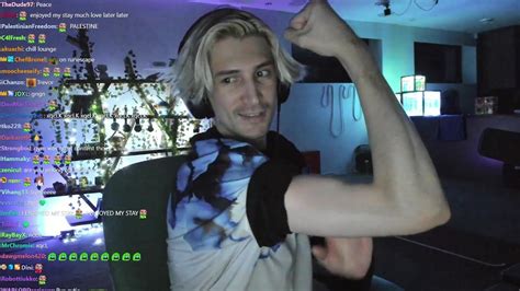 Xqcs Arms Hurting Didnt Stop Him From Flexing At The End Of Stream