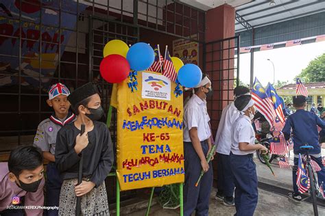 Sambutan Kemerdekaan 2022 Fariza Masuk Pertandingan Baju Beragam