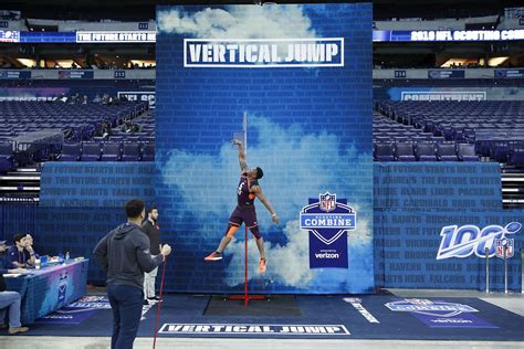 Nfl Combine Live Stream What To Watch For In The Draft Workouts