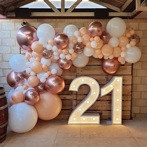 21 Birthday Ideas Venuelook Artofit