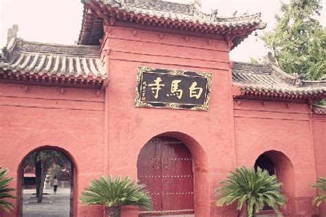 中国10大许愿最灵验的古寺 据说香火很旺盛 是传统国学文化圣地