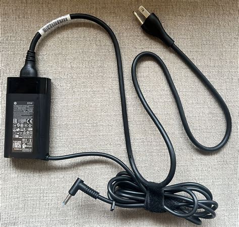 Genuine HP 65W Laptop AC Adapter Power Supply L23960 003 L24008 001