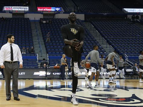 Tacko Fall Finds His Footing For Ucf With Room To Grow As A Player