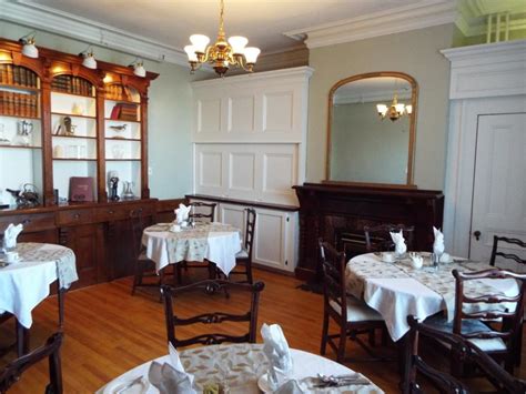 Restaurant Fine Dining and Casual Lunches on the Patio | Blomidon Inn, Wolfville, NS