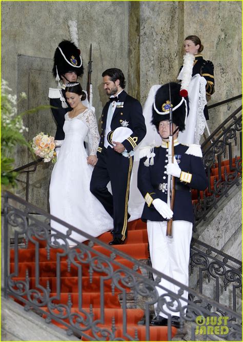 Prince Carl Philip And Sofia Hellqvist Marry In Sweden See Her Wedding Dress Photo 3393046