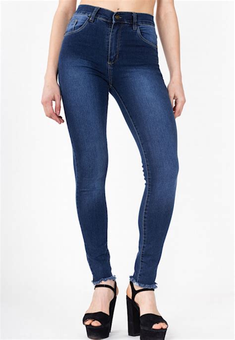 Jean Chupin Azulino Flecos Elastizado Tiro Alto Inquieta CH620 AM JEANS