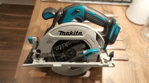 Scie Circulaire Sans Fil Makita DHS680Z Brushless Test Avis