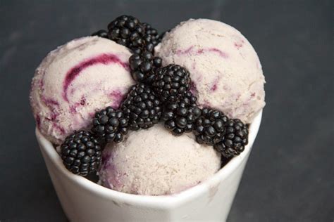 Vegan Blackberry Ice Cream The Greedy Vegan