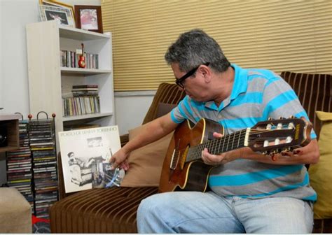 A história da música Porto de Lenha um dos símbolos de Manaus