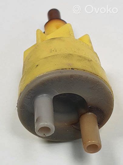 1268000078 Mercedes Benz E W124 Fuel Pressure Sensor 14 54 RRR