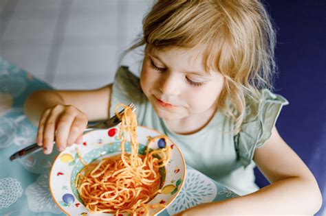 Monate Altes Kind Entwicklung Schlaf Typisches Verhalten