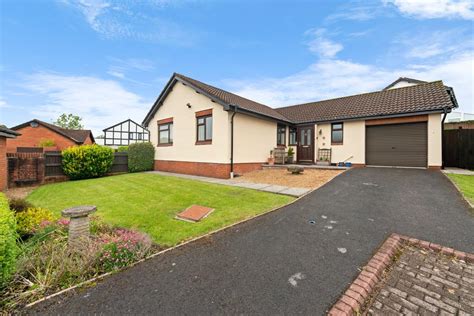 Maes Y Dderwen Creigiau Cardiff 3 Bed Detached Bungalow For Sale £