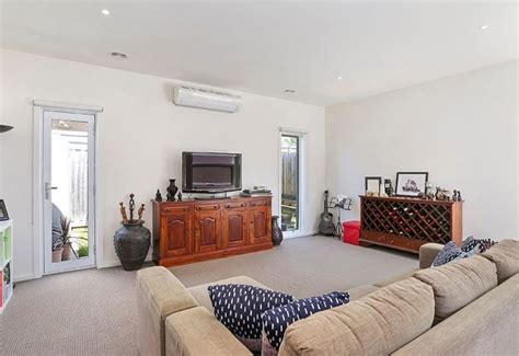 47 Britannia Street Geelong West Vic 3218 House For Rent 550 Domain