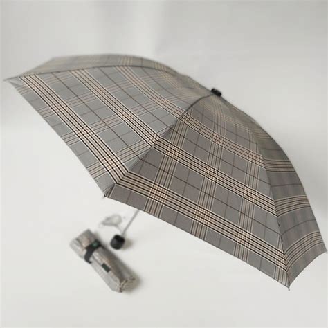 Parapluie femme pliant mini inversé manuel beige imprimé écossais Ezpeleta