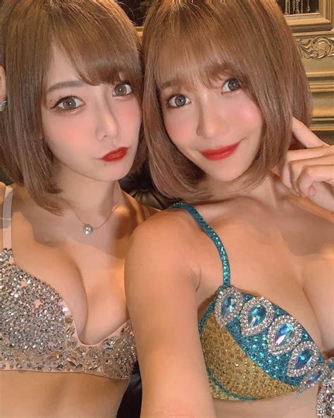 桑原茉萌さんのインスタグラム写真 桑原茉萌instagram「ボブ姉妹💞💓💖💘 Coco×cindy😻 ボブ