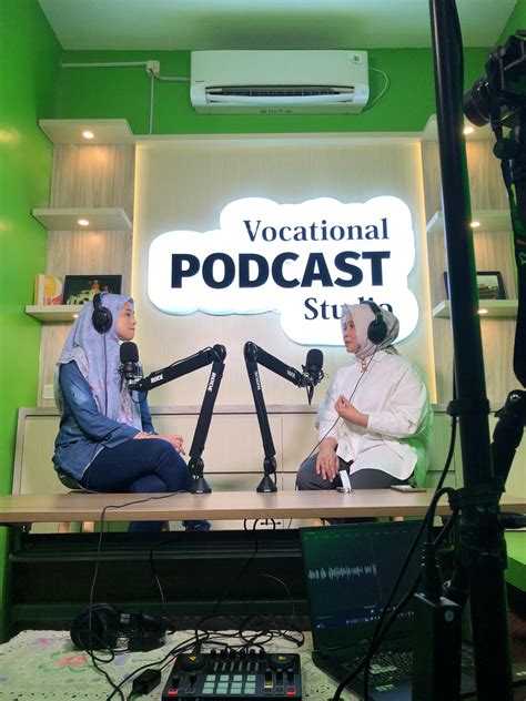 Podcast Sekolah Vokasi Universitas Diponegoro