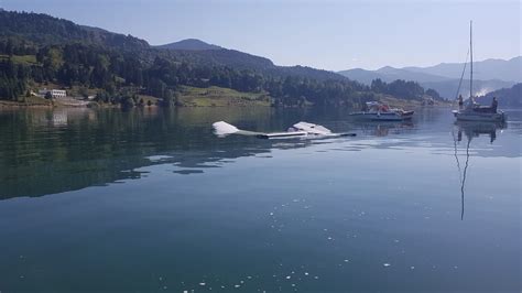 Un Avion S A Pr Bu It N Lacul Colibi A Ct Ro