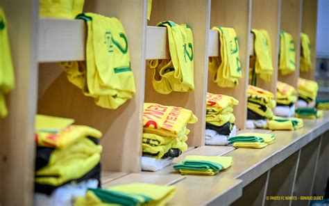 Fc Nantes Fc Nantes Paris Sg H Avant Le Coup D Envoi H