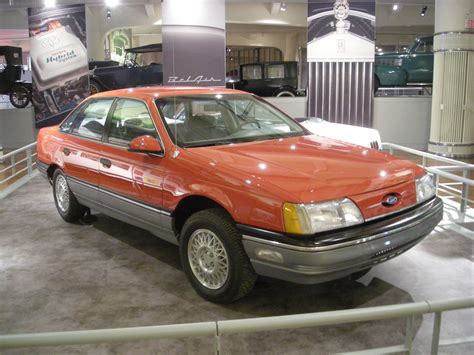 1986 Ford Taurus - Information and photos - MOMENTcar