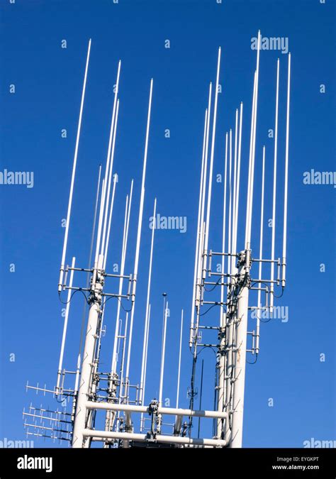 Transmitting Antenna Hi Res Stock Photography And Images Alamy